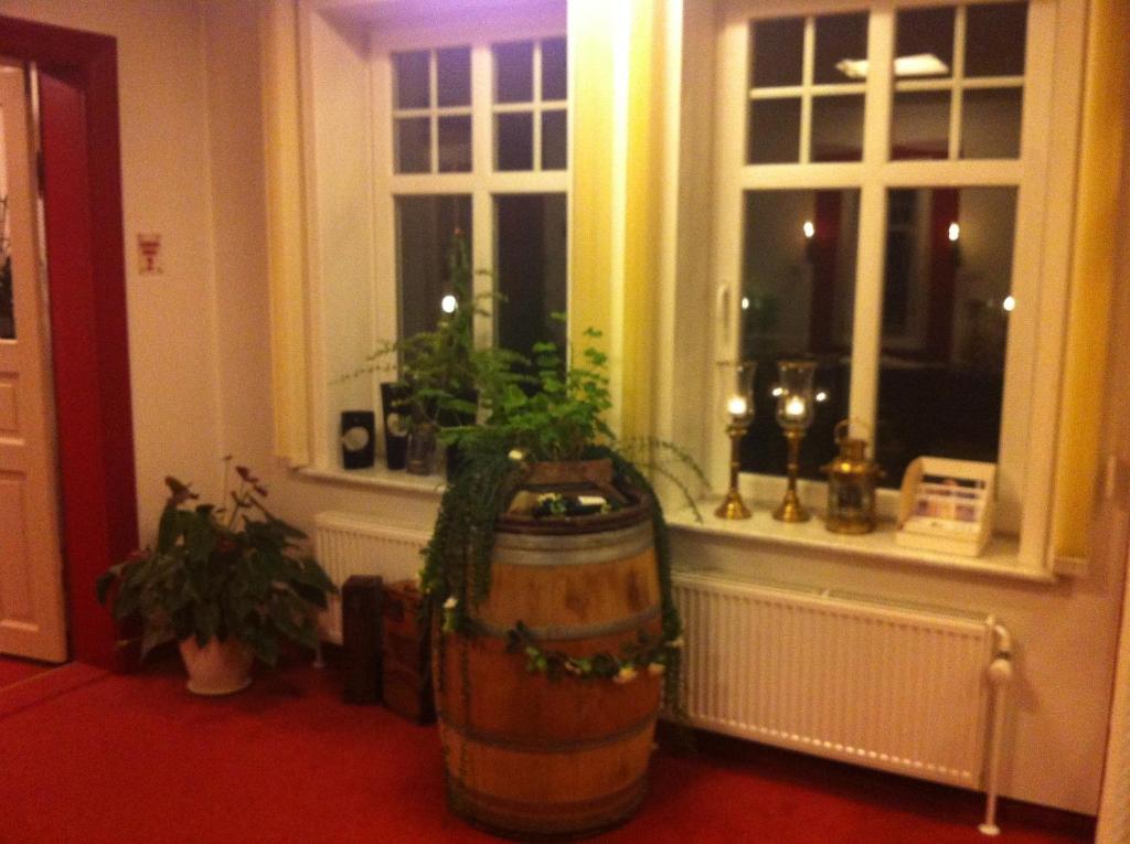 Hotel Klover Es Hellevad Buitenkant foto