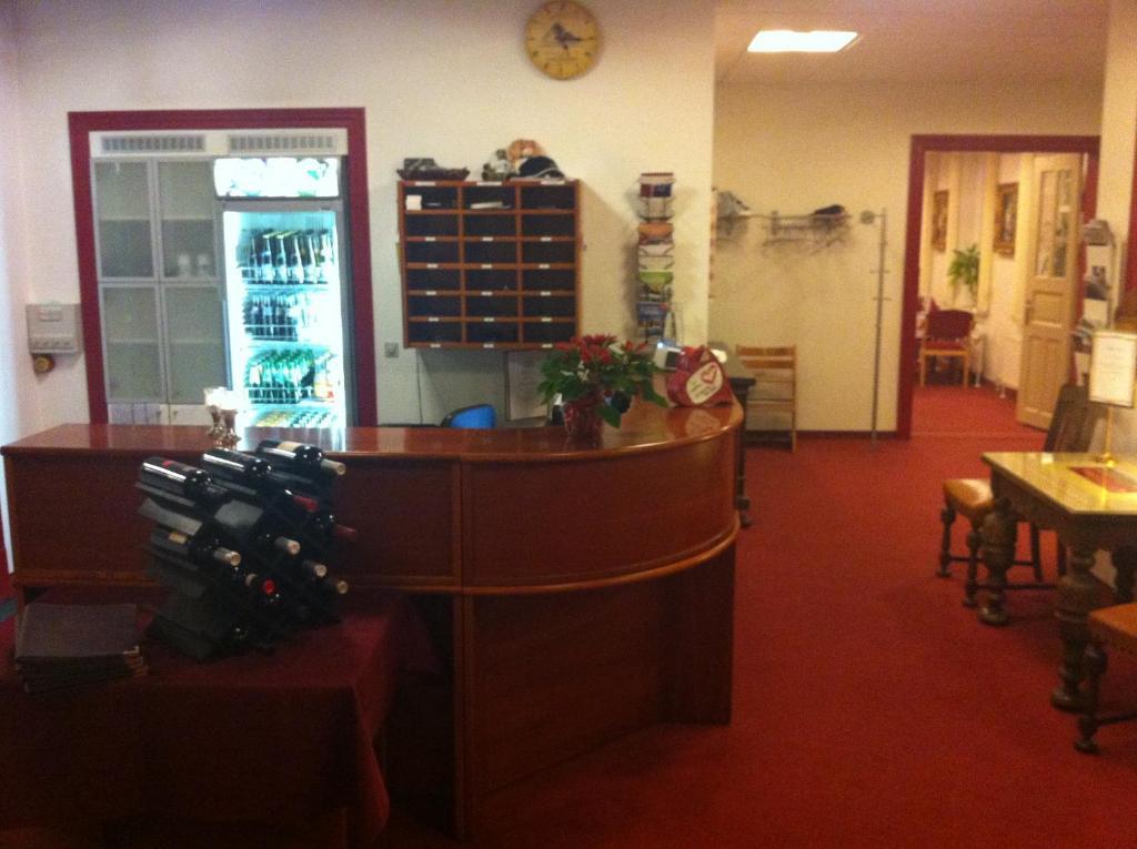 Hotel Klover Es Hellevad Buitenkant foto