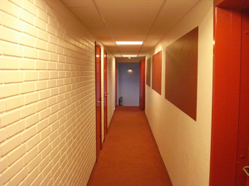 Hotel Klover Es Hellevad Buitenkant foto